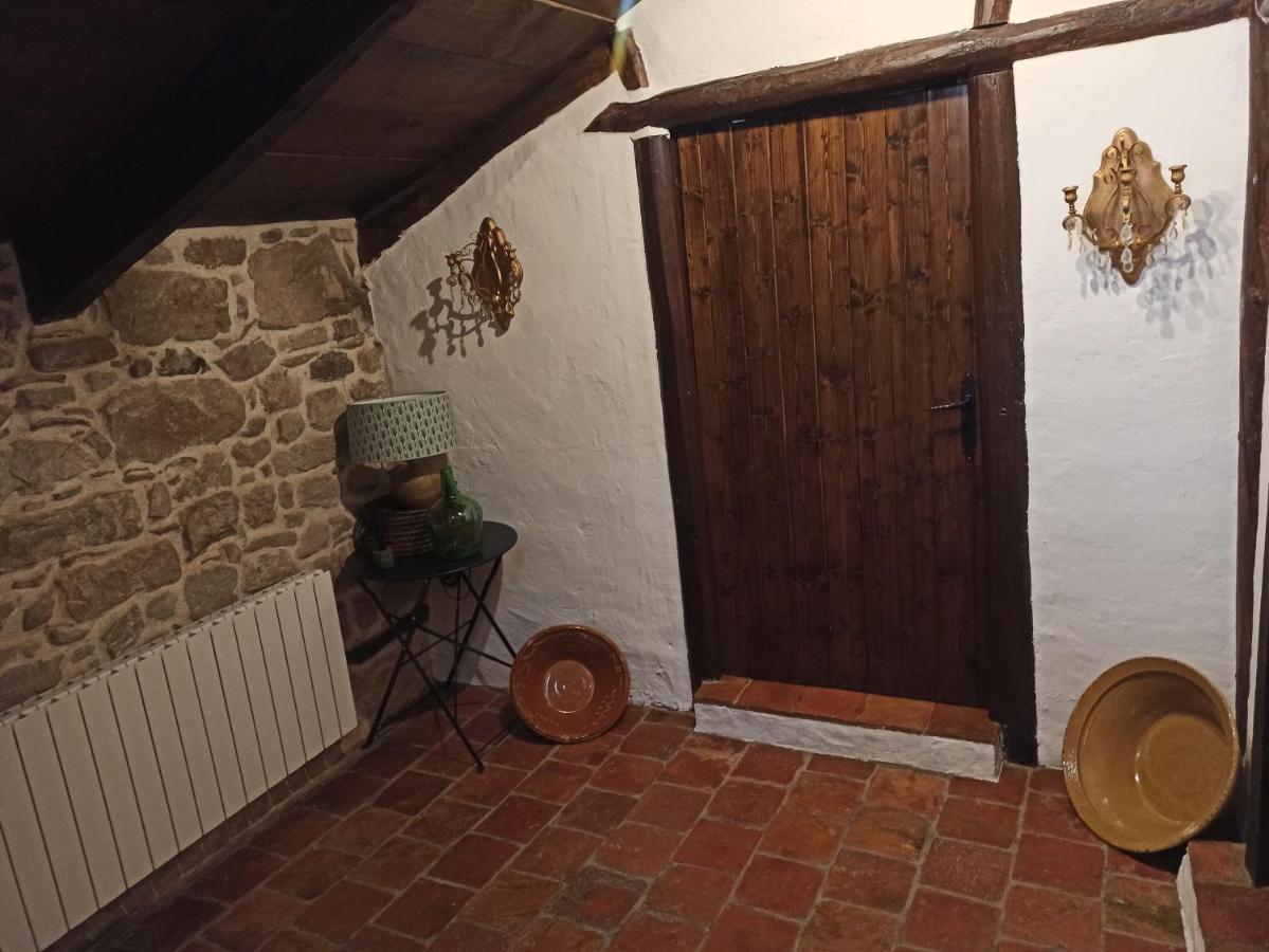 モラ・デ・ルビエロス Casa El Inglesヴィラ エクステリア 写真